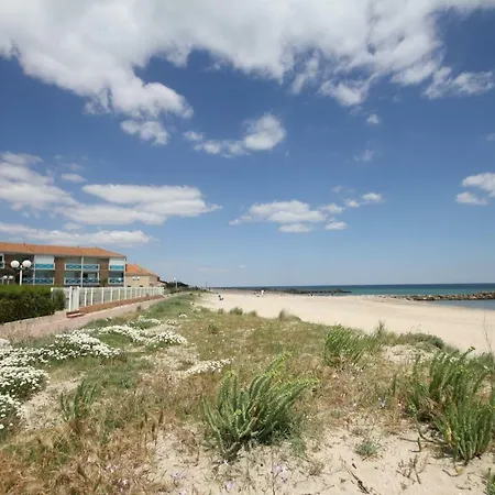 La Voile Blanche 4 *