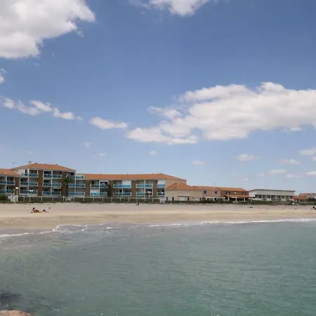 La Voile Blanche 4 * 弗龙蒂尼昂